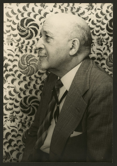 An older W.E.B. Du Bois sits for a portrait in 1946