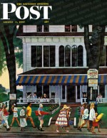 Tourists on way to beach, Ogunquit, Maine