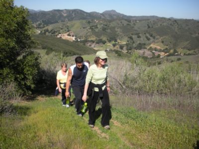 Cheryl Forberg hikes with contestants on "The Biggest Loser."