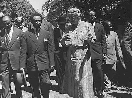Former First Lady Eleanor Roosevelt meets with Ethiopian Emperor Haile Selassie