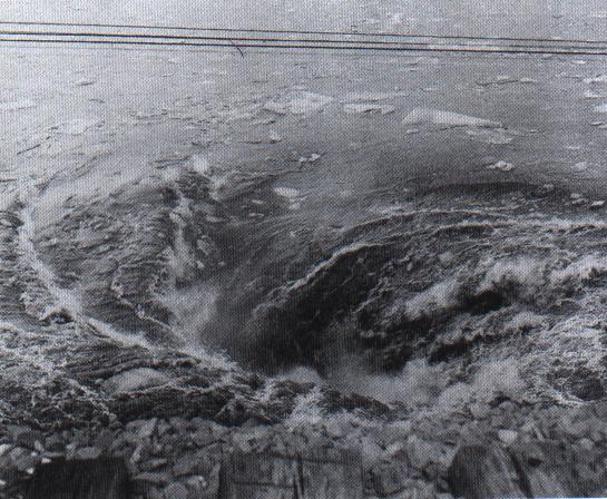 The Susquehanna River broke through the roof of the Knox Mine funneling millions of gallons of water into the 150 foot hole. Photo credit: www.undergroundminers.com