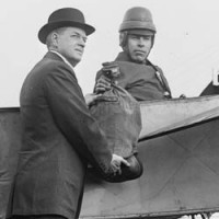 Earle Ovington