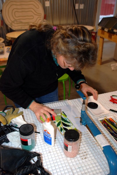 For a nominal fee, guests can dabble in paint, fuse glass, mold pots, and build metal sculptures at Cy Turnbladh’s Hands On Art Studio in scenic Door County.