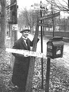 roadsignFromJonesBrochure