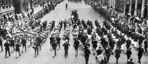 Paul Whiteman leading the Knights Templar Bands during the 1925 convention at New York City
