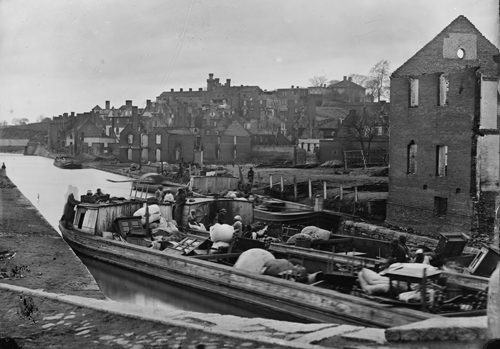 A barge transport African-American refugees out of Richmond.