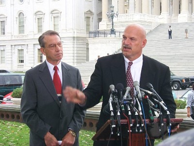 Senator Chuck Grasseley and Jesse Ventura in front of the U.S. Capitol