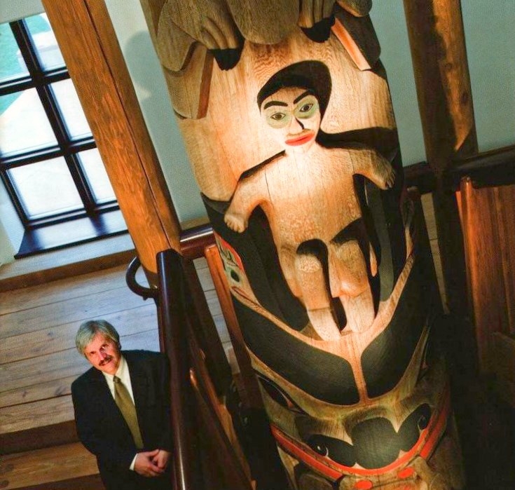 Dr. Richard Feldman with the totem pole in the Eiteljorg Museum in Indianapolis