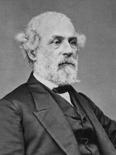 Photo portrait of Robert E. Lee, taken after the Civil War.