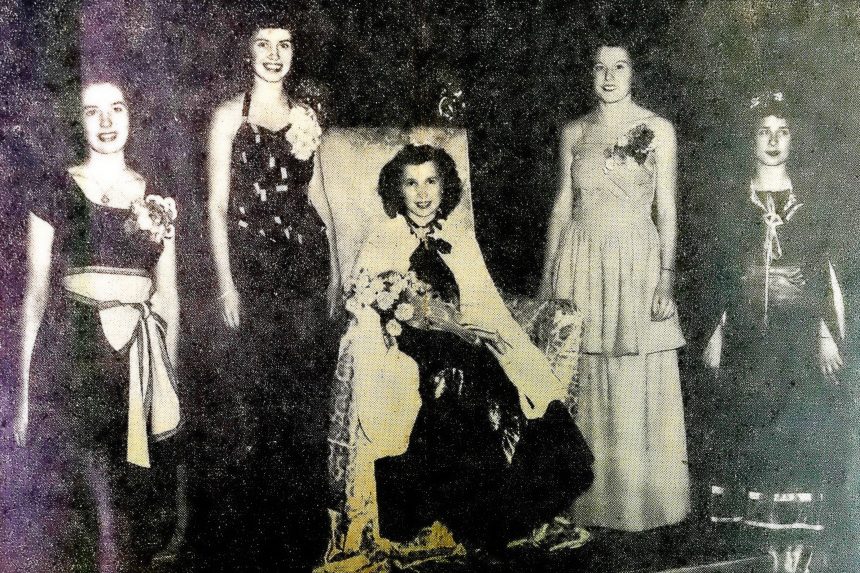 Gay Haubner's mother poses with other models during a photo shoot.