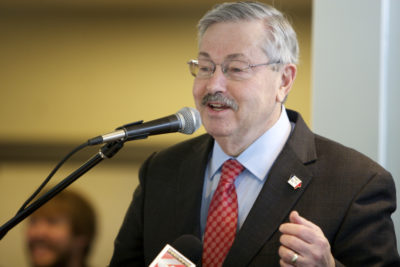 Photo of Iowa Governor Terry Branstad in 2015