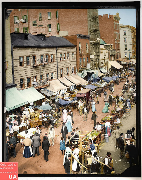 Colorized photograph of a city street