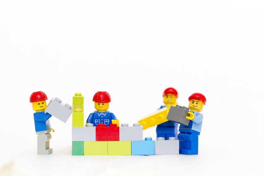 Lego men and legos