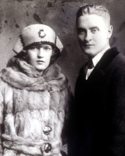 Photo of Zelda and F. Scott Fitzgerald in 1921