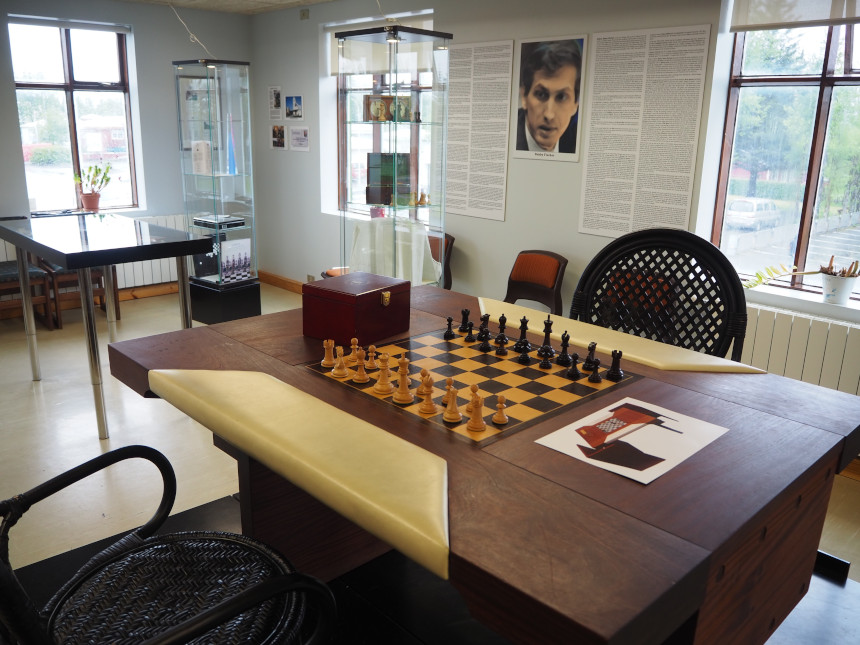Room in the Bobby Fischer center displaying various articles from his career.