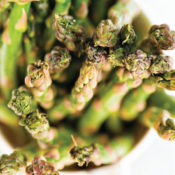 grilled asparagus with spicy parmesan sauce