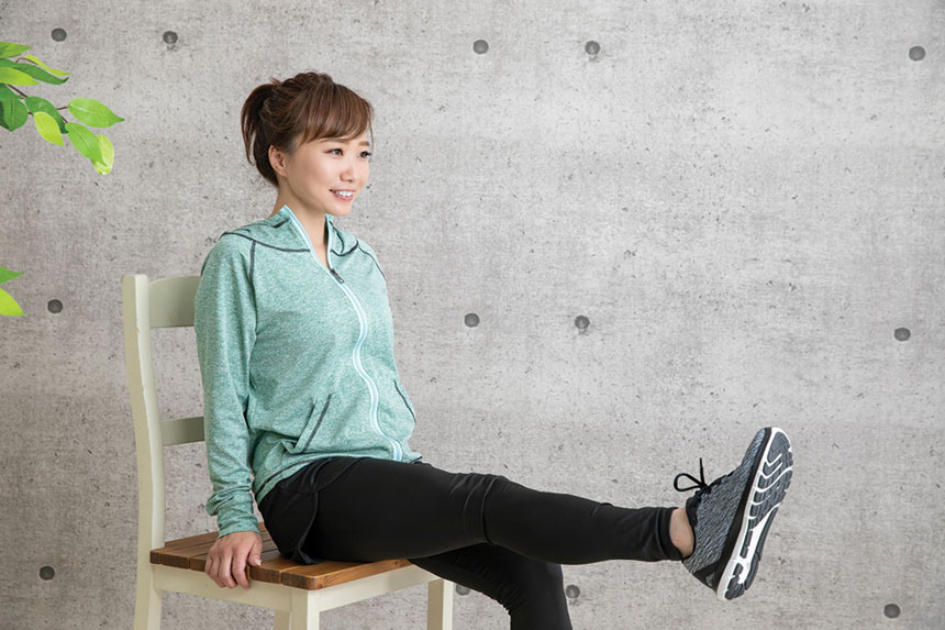 5-Minute Fitness: Knee Strength | The Saturday Evening Post