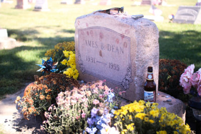 the grave of James Byron Dean