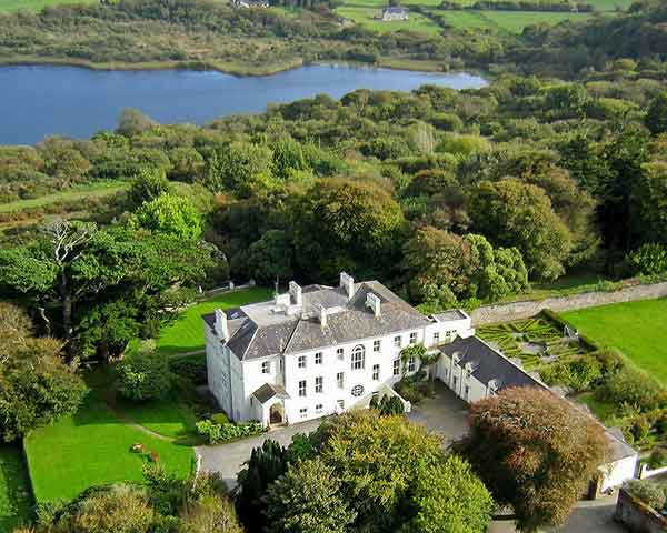 Liss Ard Estate, County Cork, Ireland. Source: <a href="http://www.quatrevingthuit.com/88press/portfolio/liss-ard-country-estate/">quatrevingthuit</a>