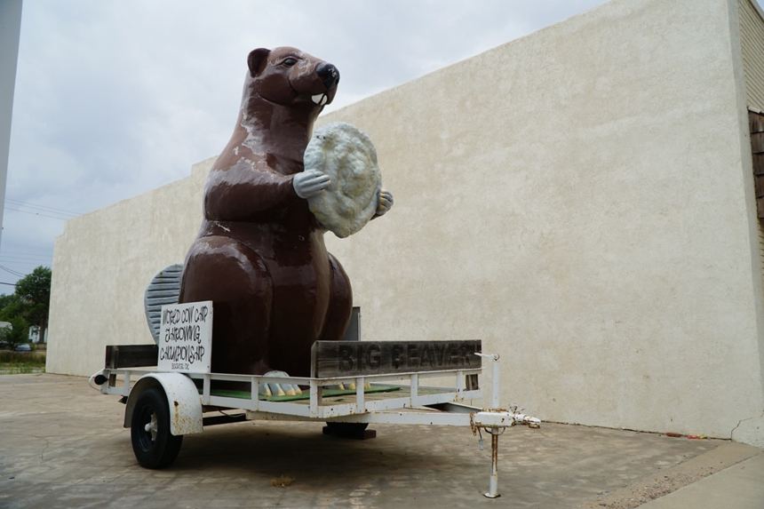 The Beaver cow chip statue