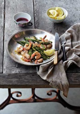 Curtis Stone’s Grilled Shrimp and Asparagus with Lemon-Shallot