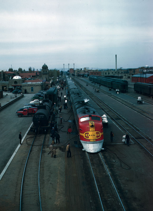 age travel train