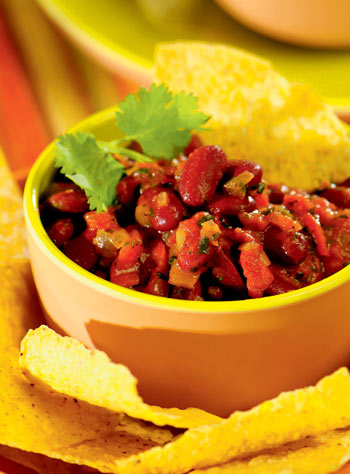 vegetarian chili, cilantro, and tortilla chips