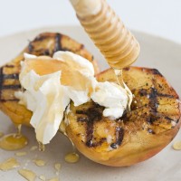 Grilled Peaches with Mascarpone and Honey