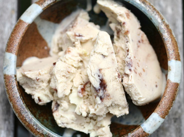 dish of garlic ice cream with raspberry ribbon