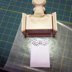 Decorative Gift Card Envelope and cut tool