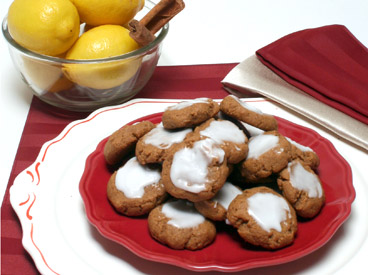 Gingersnaps with Lemon Icing