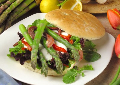 California Asparagus Sandwich