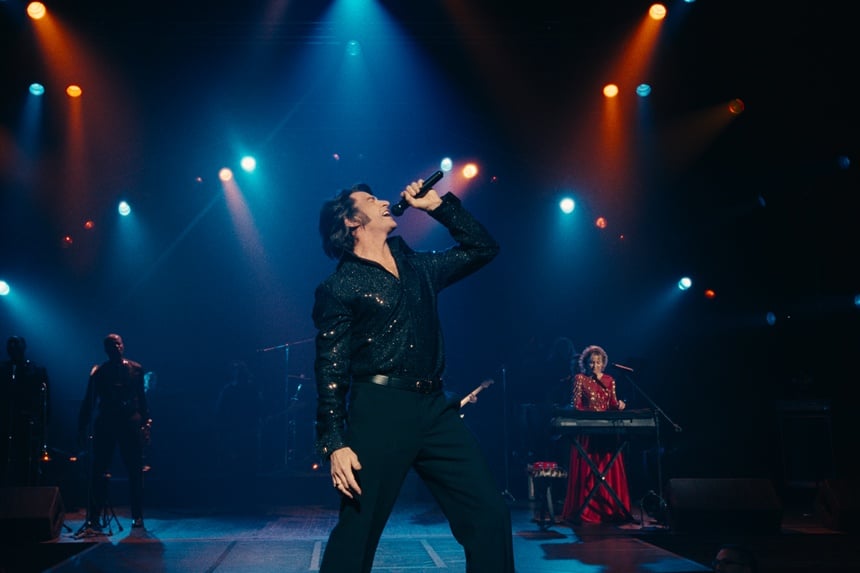 Review: Song Sung Blue — Movies for the Rest of Us with Bill Newcott