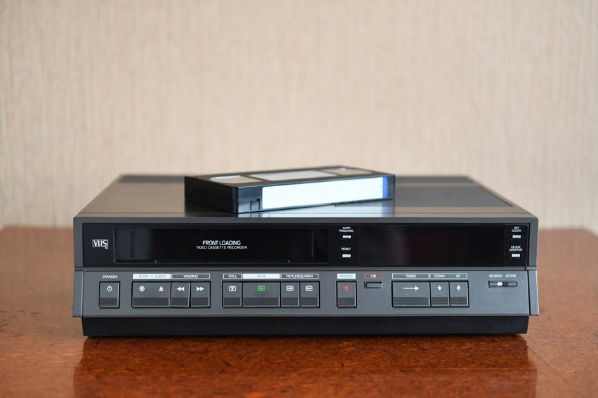 News of the Week: Soccer Talk, Old Tech, and Everything You Need to Know About Ghost Kitchens